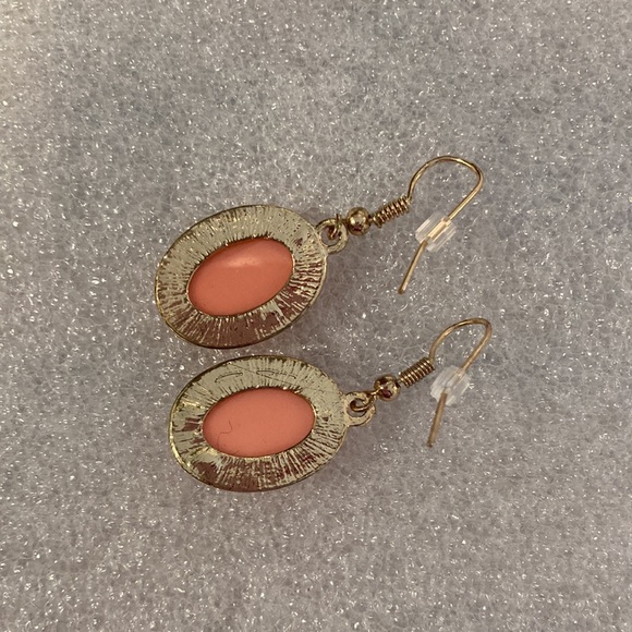 Charming Charlie - Matching Coral Gold Tone Chain Link Necklace & Earring Set - Picture 7 of 10